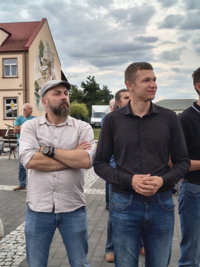 Przejazd kawalerzystów przez Wojsławice